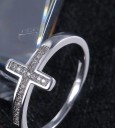 Dame ring med kors D1330 1