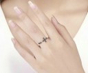 Dame ring med kors D2062 4
