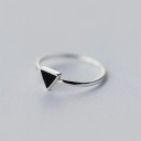 Dame ring med trekant 1