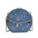 Dame rund crossbody taske med gyldne motiver af stjerner og måne Dekorativ kæde med hjerter Gylden kæde rem PU læder 17 x 16 x 7 cm 2