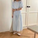 Dame sæt bluse og lang nederdel Bluse med korte puffede ærmer Nederdel med bredt rynket liv Bomuld og hør med polyester 3