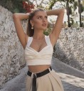 Dame satin crop top med høj halsudskæring 6