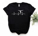 Dame T-shirt med akrobattryk 1