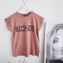 Dame-T-shirt med B70-inskription 2