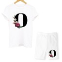 Dame T-shirt og shorts med bogstaver 7