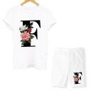 Dame T-shirt og shorts med bogstaver 7