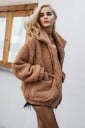 Dame varm plysjakke med lynlås og ombukket krave samt foring Løs oversize pasform To store forlommer Polyester Til hverdag 6
