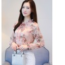 Damebluse med blomster og sløjfe 2
