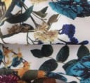 Damebluse med blomsterprint Lange ærmer med snøring ved håndleddet Rund hals Løs pasform Cremehvid Bomuld og polyester 3