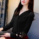 Damebluse med lange ærmer og snøring ved halsen V-hals Blomsterdesign på ærmerne Klassisk snit Polyester med acetat og spandex 1