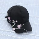 Damekasket med broderet blomstrende gren Bomulds baseballkasket med buet skygge og bånd bagpå Til hovedomkreds 56 til 60 cm 6