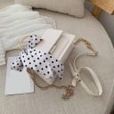 Damen Crossbody Tasche aus PU-Leder Klappe und Metallgriff Riemen mit Kette und Schnalle Tragen in der Hand oder über der Schulter Maße 20 2
