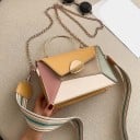 Damen Crossbody Tasche mit bunten geometrischen Teilen und Metallgriff Kette und gestreifter Gurt PU Leder und Polyester 20 x 13 x 8 cm 2
