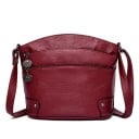 Damen Crossbody Tasche mit mehreren Reißverschlusstaschen Runde Form Verstellbarer Schulterriemen Dekorativer Metallanhänger 24 x 22 x 11 6