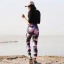 Damen-Fitness-Leggings mit Militärmuster J1091 2