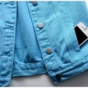 Damen Jeansweste ohne Ärmel Klassischer Kragen und Metallknöpfe Brusttaschen mit Klappe Fransige Armausschnitte und Abrieb 8