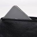 Damen kleine Crossbody Tasche rechteckiger Form Echtes Leder mit genarbter Oberfläche Trageriemen mit Karabinern Reißverschluss 17 x 10 x 6