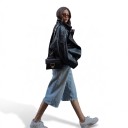 Damen Kunstlederjacke mit Stehkragen und asymmetrischem Verschluss mit elastischem Saum und geräumigen Taschen für den Herbst 13