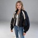 Damen kurze Jacke mit Stehkragen und doppeltem Reißverschluss mit kontrastierenden Streifen und verstellbarem Saum im Oversize-Stil 2
