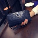Damen lange Geldbörse aus PU-Leder Krokodilprägung Dekorativer Streifen mit Schlangenhautmuster Rundum-Reißverschluss Handgelenkschlaufe 6