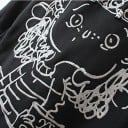 Damen lange Hoodie mit Stickerei eines gezeichneten Mädchens Kapuze mit Schnüren Seitentaschen und Schlitzen Raglanärmel mit Bündchen 4