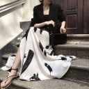 Damen Maxirock mit abstraktem Muster Weiß mit schwarzen Pinselstrichen Ausgestellter Schnitt mit Schlitz Fließender Stoff aus Polyester 3