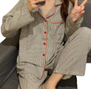 Damen-Pyjama mit langen Ärmeln und Kragen Grau-weiße Streifen mit orangefarbener Einfassung Knopfleiste und Hose aus Polyester und Rayon 2