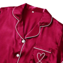 Damen Samt Pyjama mit kurzen Ärmeln und Shorts V-Ausschnitt mit Kragen und Knöpfen Einfarbiger eleganter Set aus Polyester und Elasthan 2