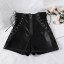 Damen-Shorts aus Kunstleder A720 7