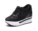 Damen-Sneaker mit floraler Spitze J1176 15