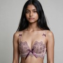 Damen Spitzen-BH mit floraler Stickerei und satiniertem Schleifen-Mittelstück mit doppelten Trägern und Schleifchen mit gewelltem Rand 2