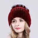 Damen Wintermütze mit Fell Flauschige gerippte Oberfläche Dekoration mit Pompons auf der Oberseite Kopfumfang 52 bis 60 cm Für kaltes Winterwetter 12