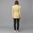 Damenblazer mit Gürtel in der Taille Wickelschnitt Ausdrucksstarke Schultern Spitzlaschen Klappentaschen Polyester Für die Arbeit 11