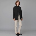 Damenblazer mit Stehkragen Asymmetrische Knopfverschluss Lockerer gerader Schnitt Drei Taschen Polyester Für die Arbeit 4