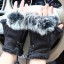 Damenhandschuhe aus Wildleder mit Pailletten und Fell 3