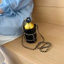 Damenhandtasche für Flaschen 12 x 9 x 9 cm Gepolsterte Oberfläche Goldene Kette mit Riemen verflochten Tragen über die Schulter und quer 4