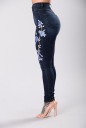 Damenjeans mit Blumen 2