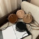 Damenrunde Crossbody-Handtasche mit Obergriff und Schultergurt Reißverschluss mit zwei Schiebern PU-Leder und Polyester 20 x 20 x 8 cm 6