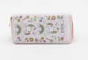 Damepung med lynlås og print af enhjørning Aflang form Legende farverige motiver Materiale PU læder og polyester Mål 20 x 10 x 2,5 cm 15