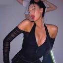 Dames crop top met hoge halslijn 5
