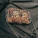 Dames crossbody tas met leopardpatroon Kleine schoudertas Twee voorzakken met rits PU leer en polyester 19 x 10 x 5 cm 2