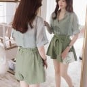 Dames drie-delige set van katoen en linnen Losse blouse met ellebooglange mouwen Top met dunne bandjes Shorts met hoge taille en ceintuur 5