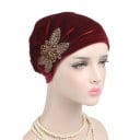 Dames fluwelen muts in turbanstijl met decoratieve kralenborduursel Plooiende voorkant Elegante accessoire Universele maat 6