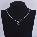 Dames ketting met maan en ster M107 1