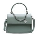 Dames kleine handtas en schoudertas met klep en bovenhandvat Decoratieve zilverkleurige ketting met ronde hanger PU leer 21 x 16 x 8 cm 4