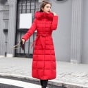 Dames lange winterjas met capuchon en harige rand Tailleband in de taille Doorstikking in rechthoeken Maxi lengte Polyester 2