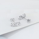 Dames oorbellen infinity stenen 5