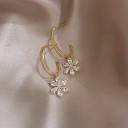 Dames oorbellen met een bloem G709 2
