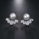Dames oorbellen met parels en zirkonen 14