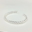 Dames open armband met bladeren P128 1